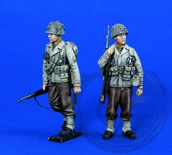 Комплекти фигури от смола 1/35, моделирующие американската пехотата в разглобено формата и небоядисана