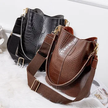 Реколта чанта през рамо с крокодиловым модел за жени 2021, трендови дизайнерски чанти на рамо, изкуствена кожа, голяма чанта голям-кофа